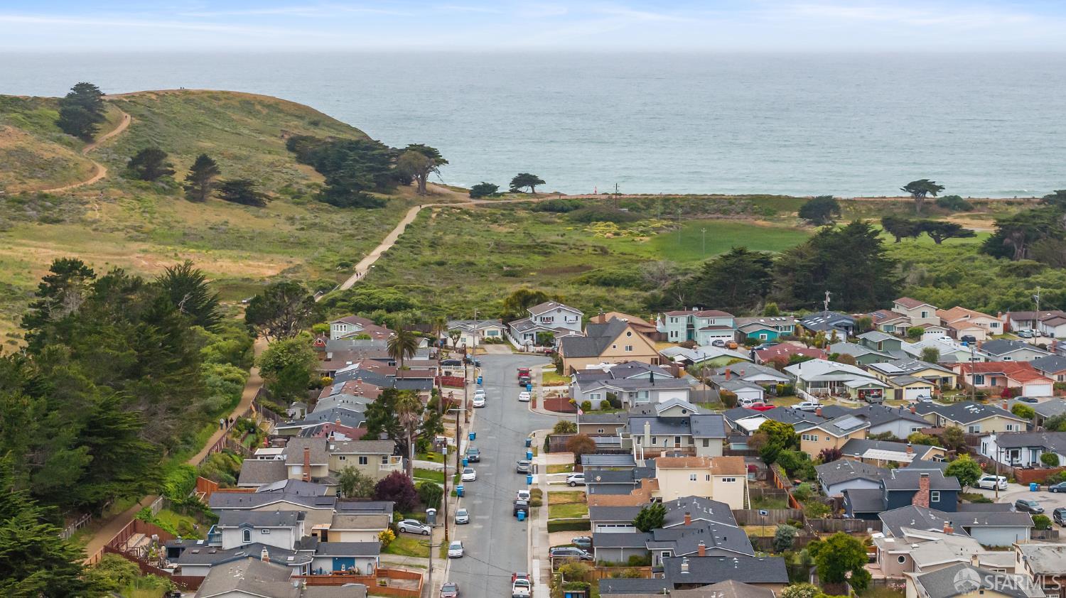 316 Seaside Drive Pacifica, CA 94044 - Photo 31 of 37