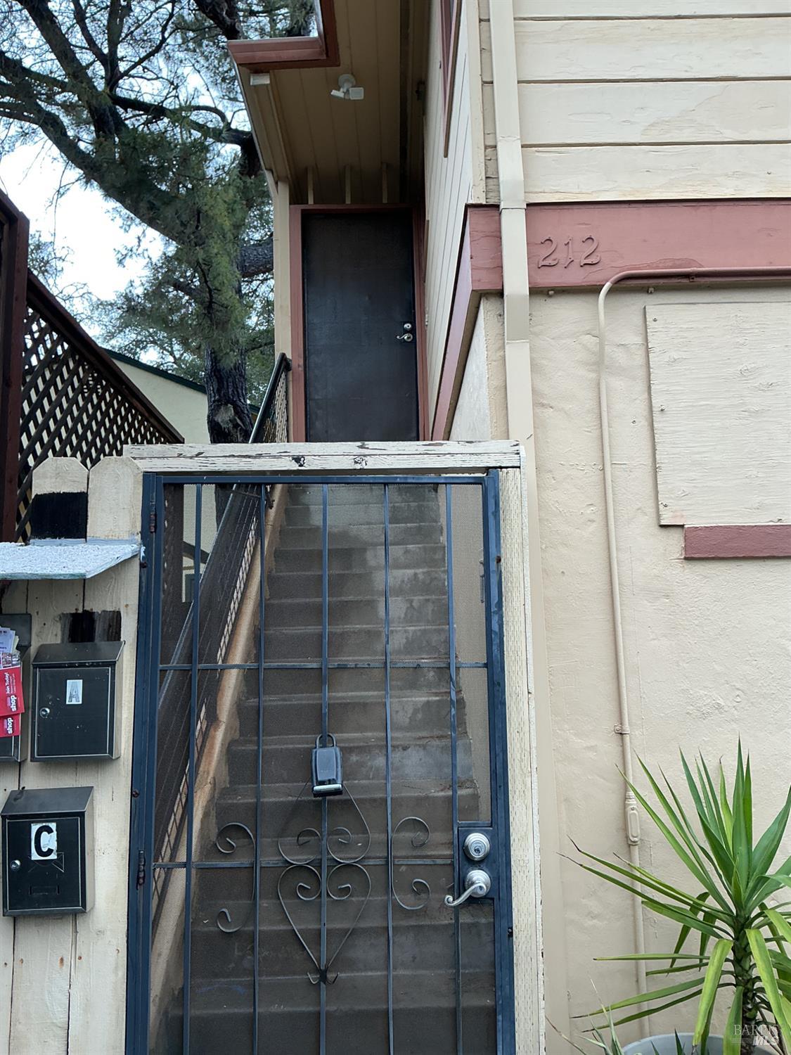 212 South E Street, Unit B Santa Rosa, CA 95404 - Photo 28 of 31 a view of balcony