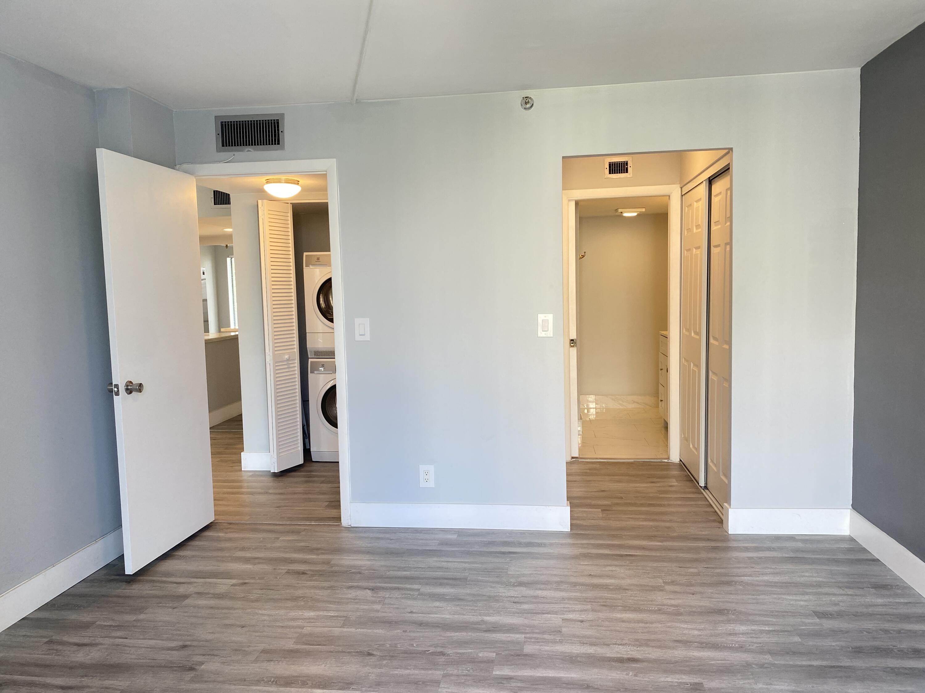 20 Royal Palm Way, Unit 401 Boca Raton, FL 33432 - Photo 26 of 47 20260902_152836323_iOS