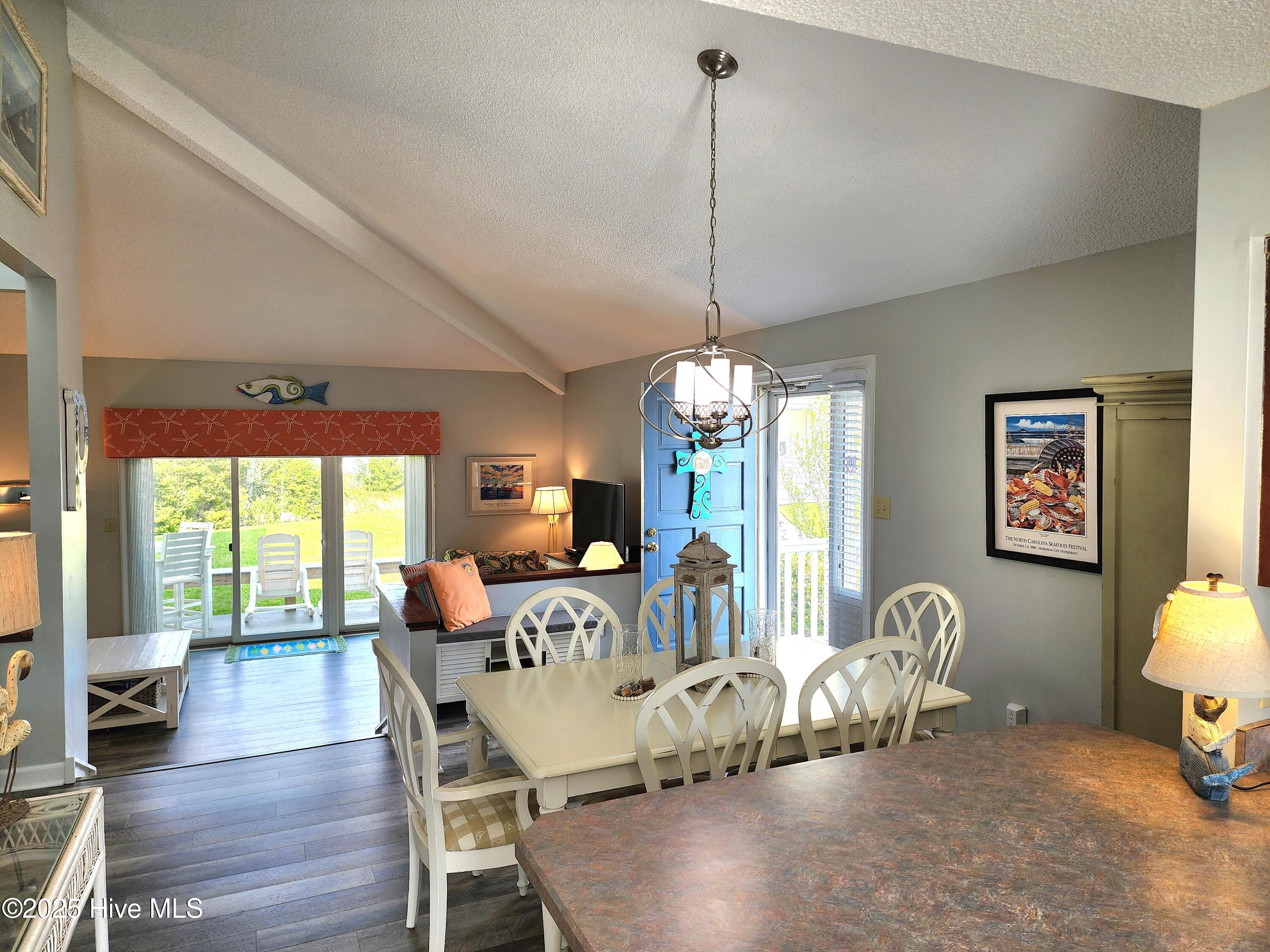 800 Country Club Road, Unit 36 Morehead City, NC 28557 - Photo 10 of 56 Dining 2