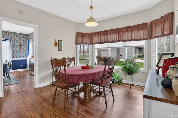 $495,000 | 11781 Old Oak Drive, Granger, IN 46530