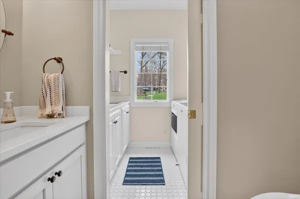 $495,000 | 11781 Old Oak Drive, Granger, IN 46530