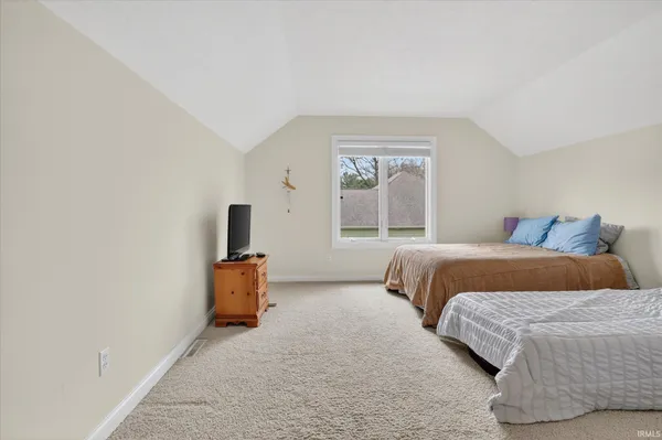 $495,000 | 11781 Old Oak Drive, Granger, IN 46530