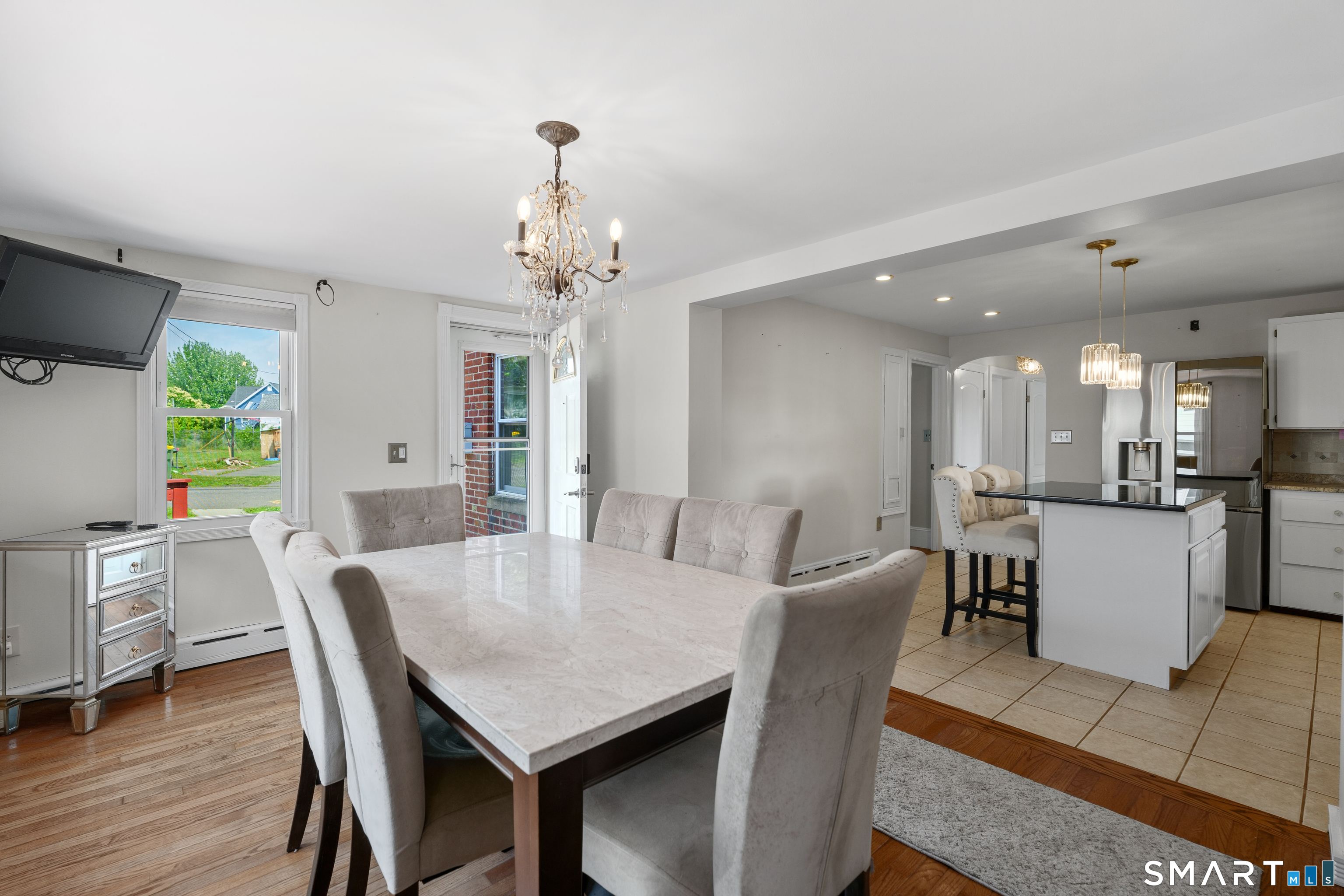 60 Primrose Street Waterbury, CT 06708 - Photo 4 of 26