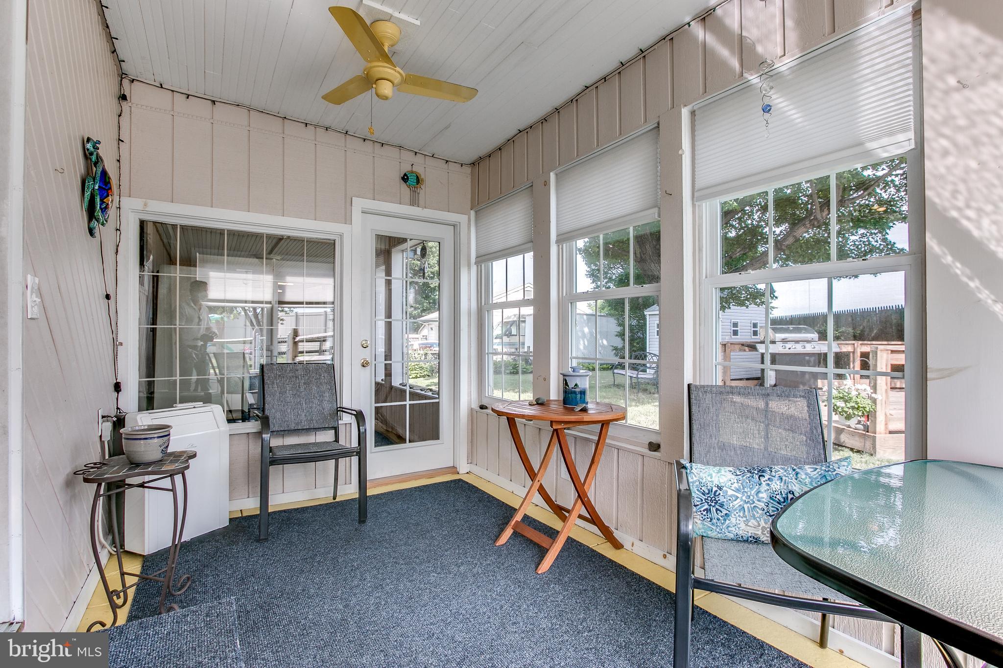 35 Russell Road New Castle, DE 19720 - Photo 29 of 45 Enclosed Porch