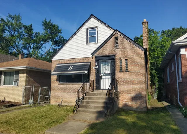 $54,900 | 15734 Marshfield Avenue, Harvey, IL 60426