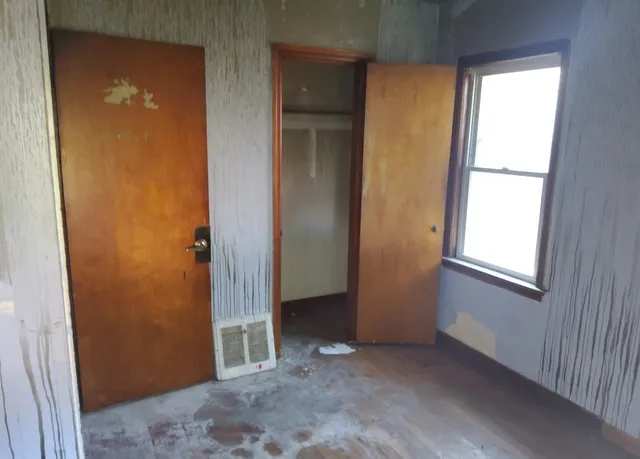 $54,900 | 15734 Marshfield Avenue, Harvey, IL 60426