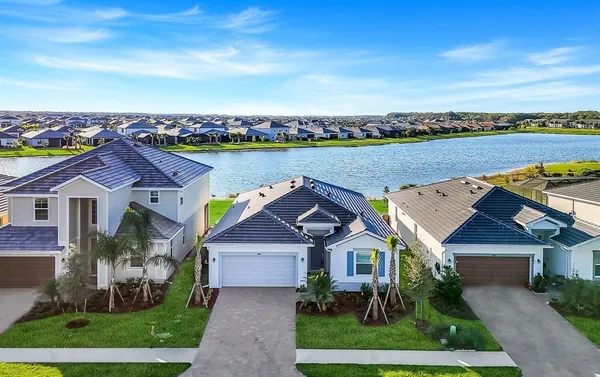 $339,990 | 3928 Sweet Alyssum Terrace, Alva, FL 33920