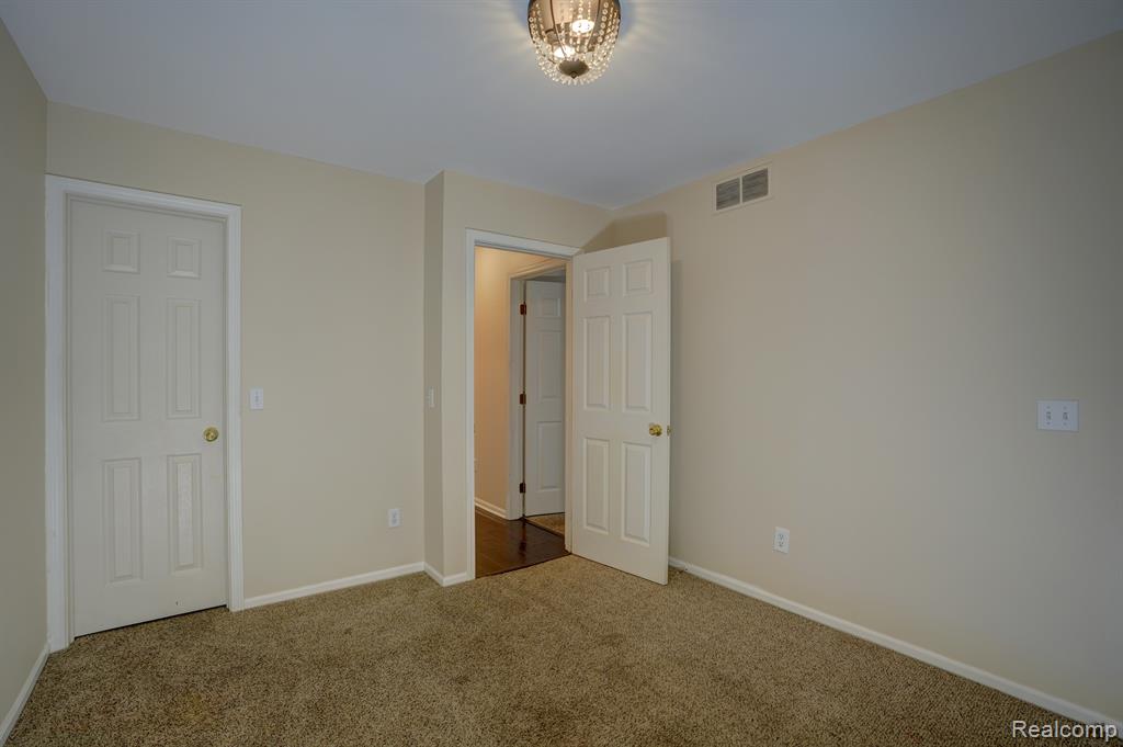 6407 Beecher Road Flint, MI 48532 - Photo 31 of 49 Gallery Image 31
