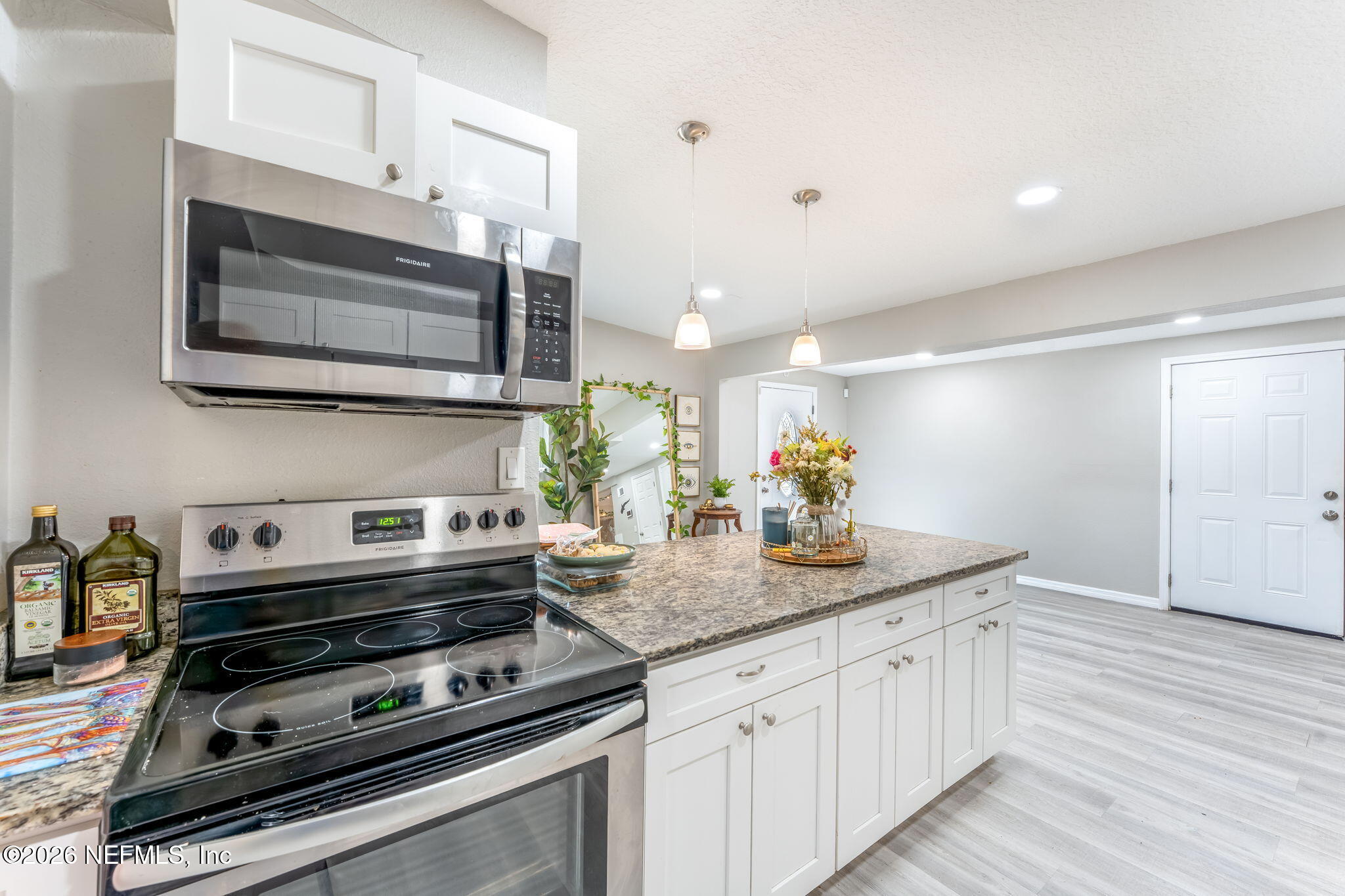 7541 May Apple Road Jacksonville, FL 32211 - Photo 13 of 37 13-web-or-mls-Kitchen