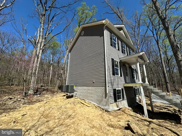 $349,900 | 212 Falcon Trail, Winchester, VA 22602