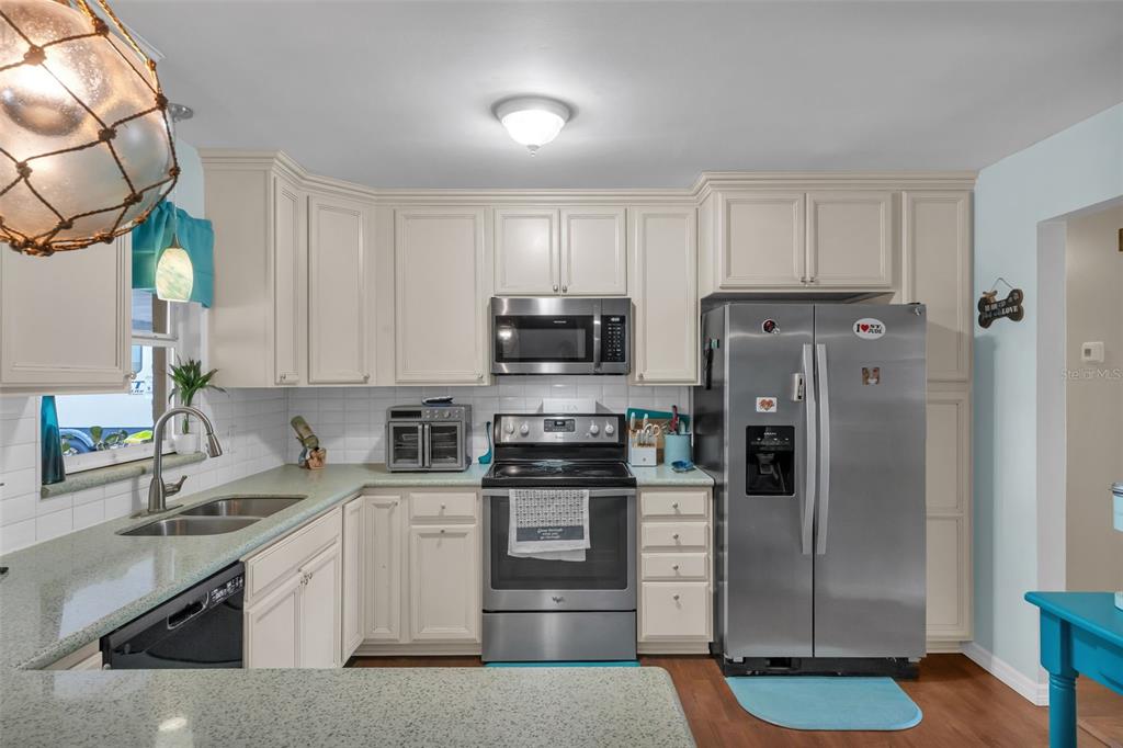 2107 High Point Avenue Southwest Winter Haven, FL 33880 - Photo 14 of 46
