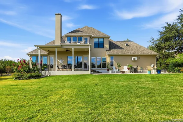 $784,900 | 426 County Road 2801, Mico, TX 78056