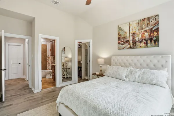 $784,900 | 426 County Road 2801, Mico, TX 78056