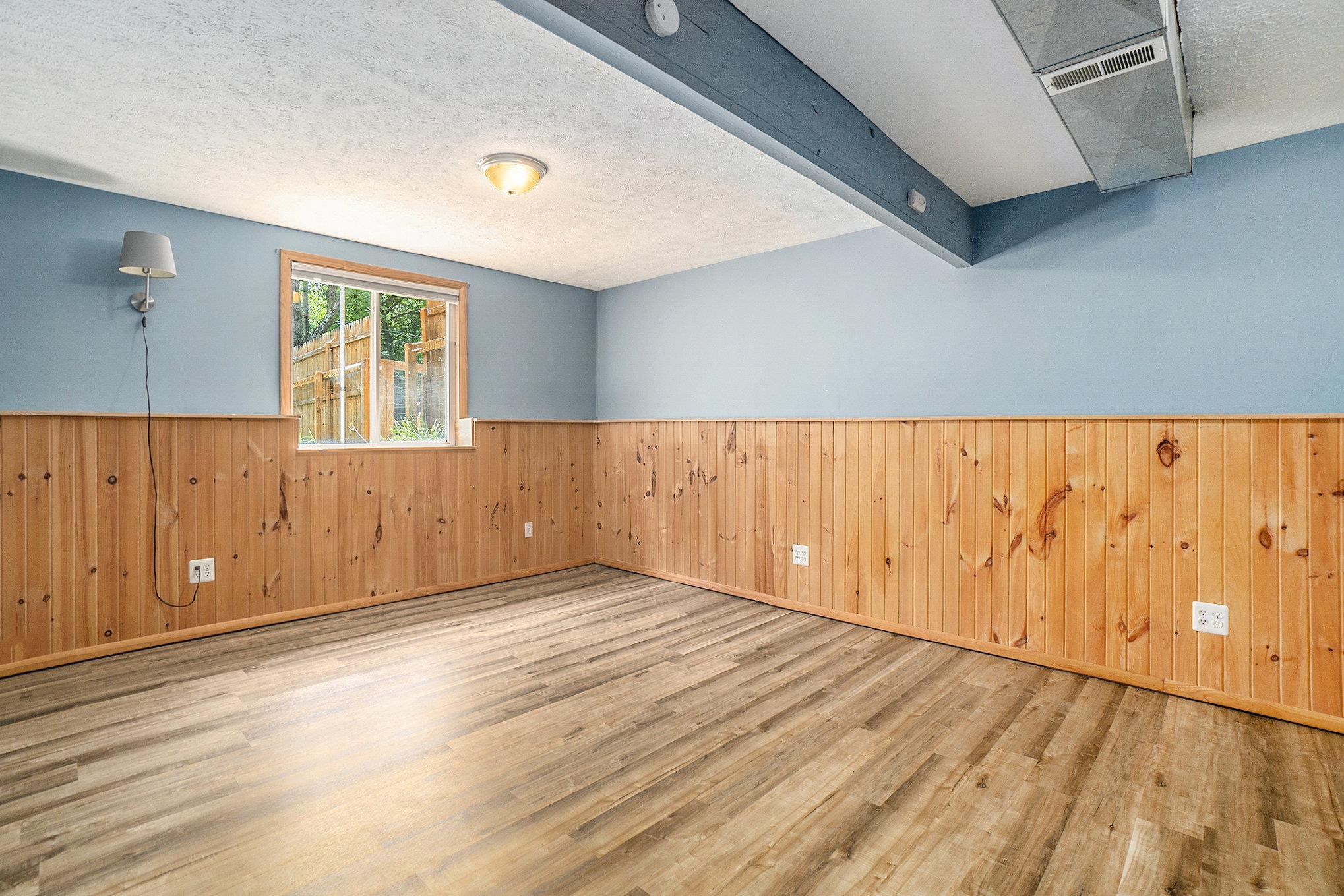 8832 S Road Interlochen, MI 49643 - Photo 10 of 17