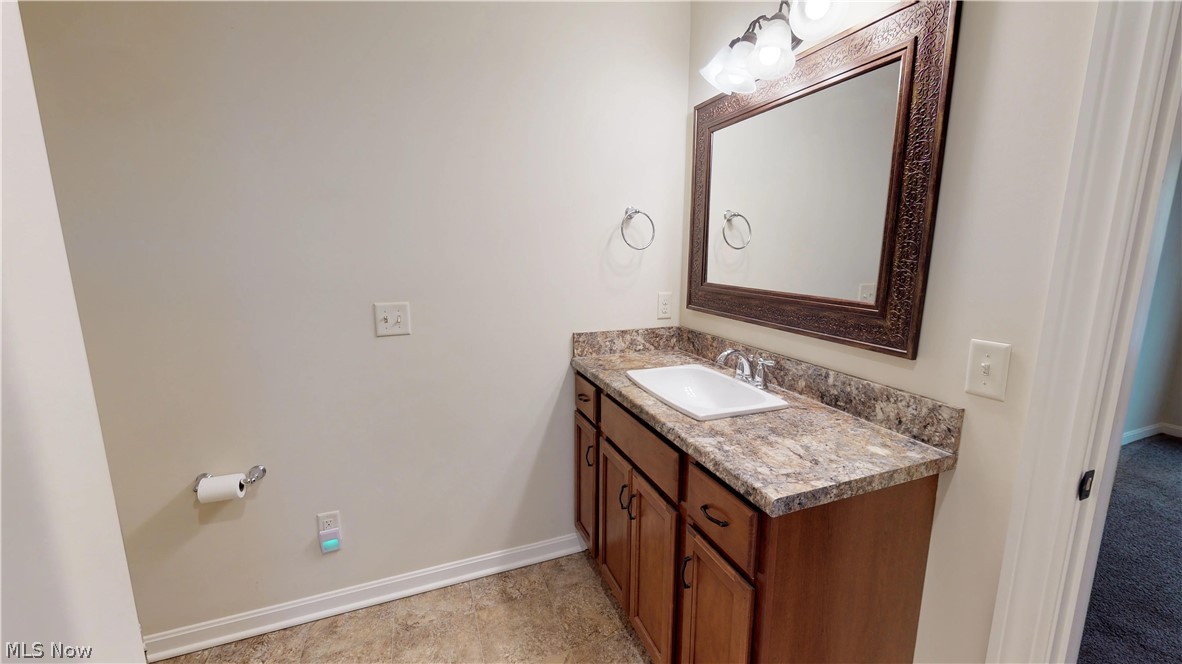 35858 Ridge Road Willoughby, OH 44094 - Photo 26 of 34