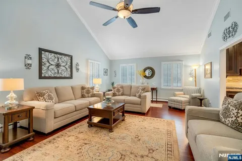 $1,295,000 | 35 Malcolm Place, Mahwah, NJ 07430