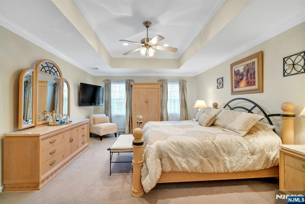 35 Malcolm Place Mahwah, NJ 07430 - Photo 19 of 36