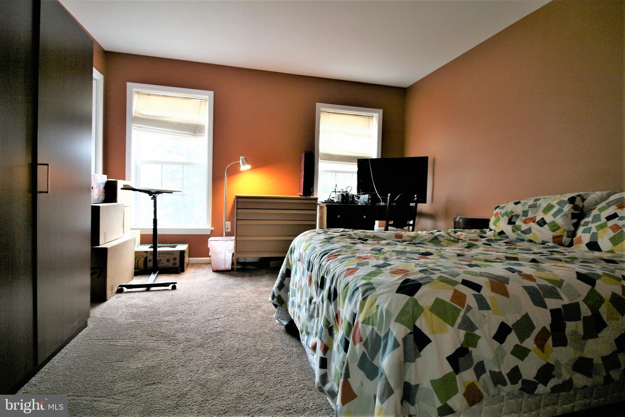8 Mill Road Hamilton, NJ 08620 - Photo 19 of 27