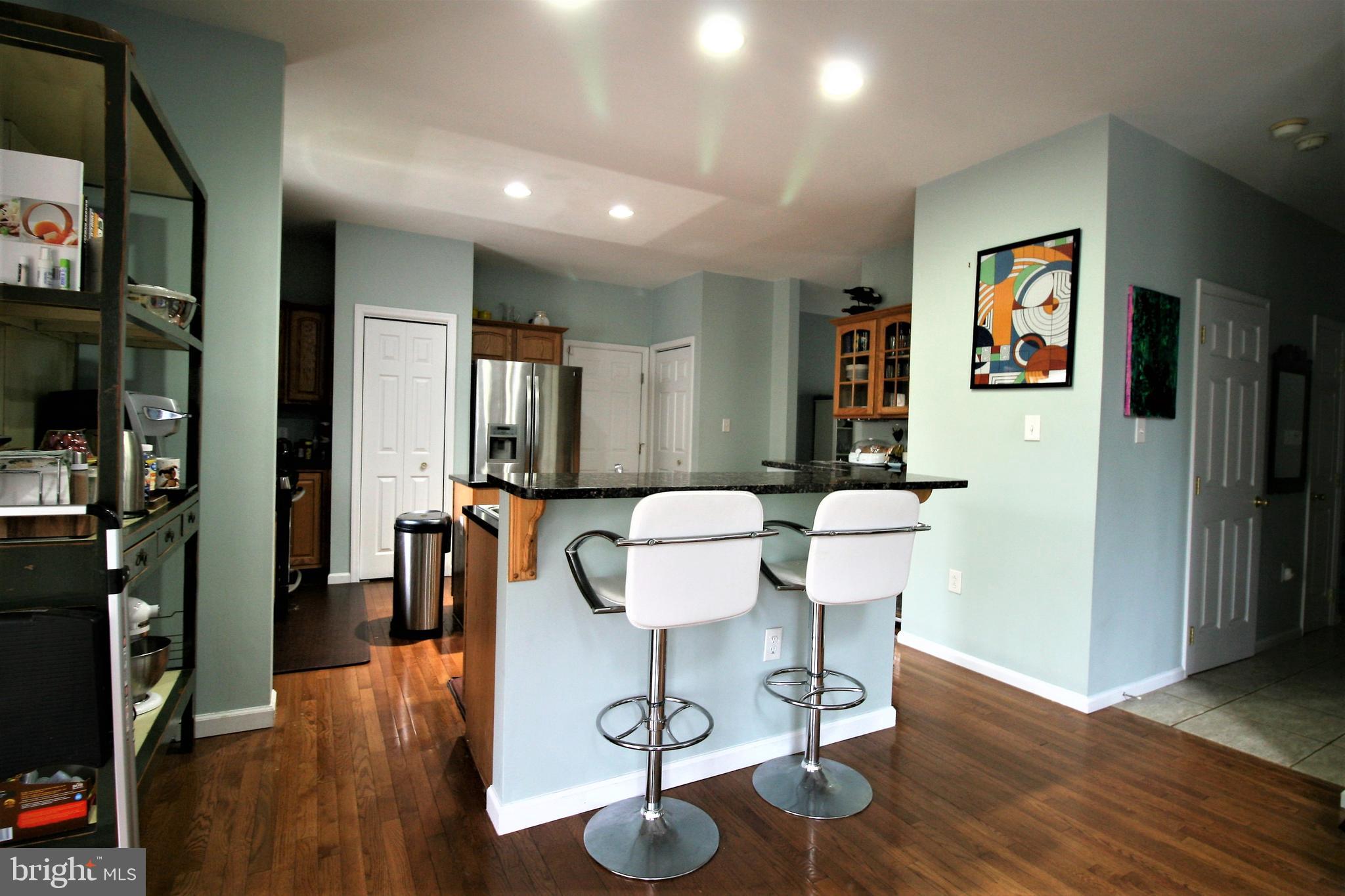 8 Mill Road Hamilton, NJ 08620 - Photo 3 of 27