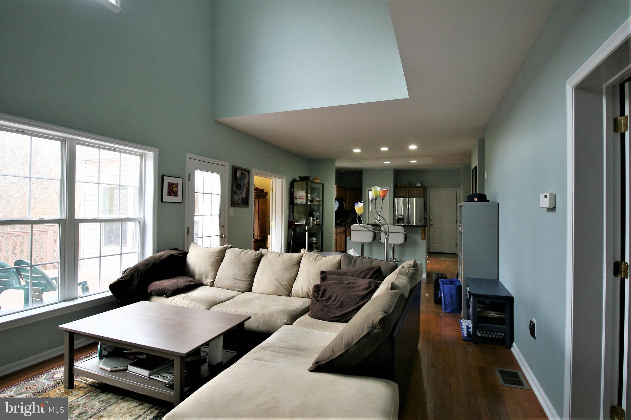 8 Mill Road Hamilton, NJ 08620 - Photo 6 of 27
