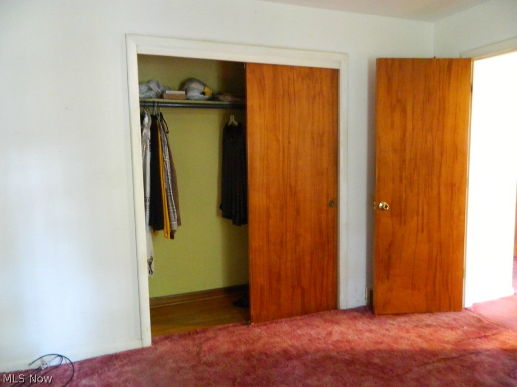 1064 Oak Tree Road Akron, OH 44320 - Photo 6 of 25