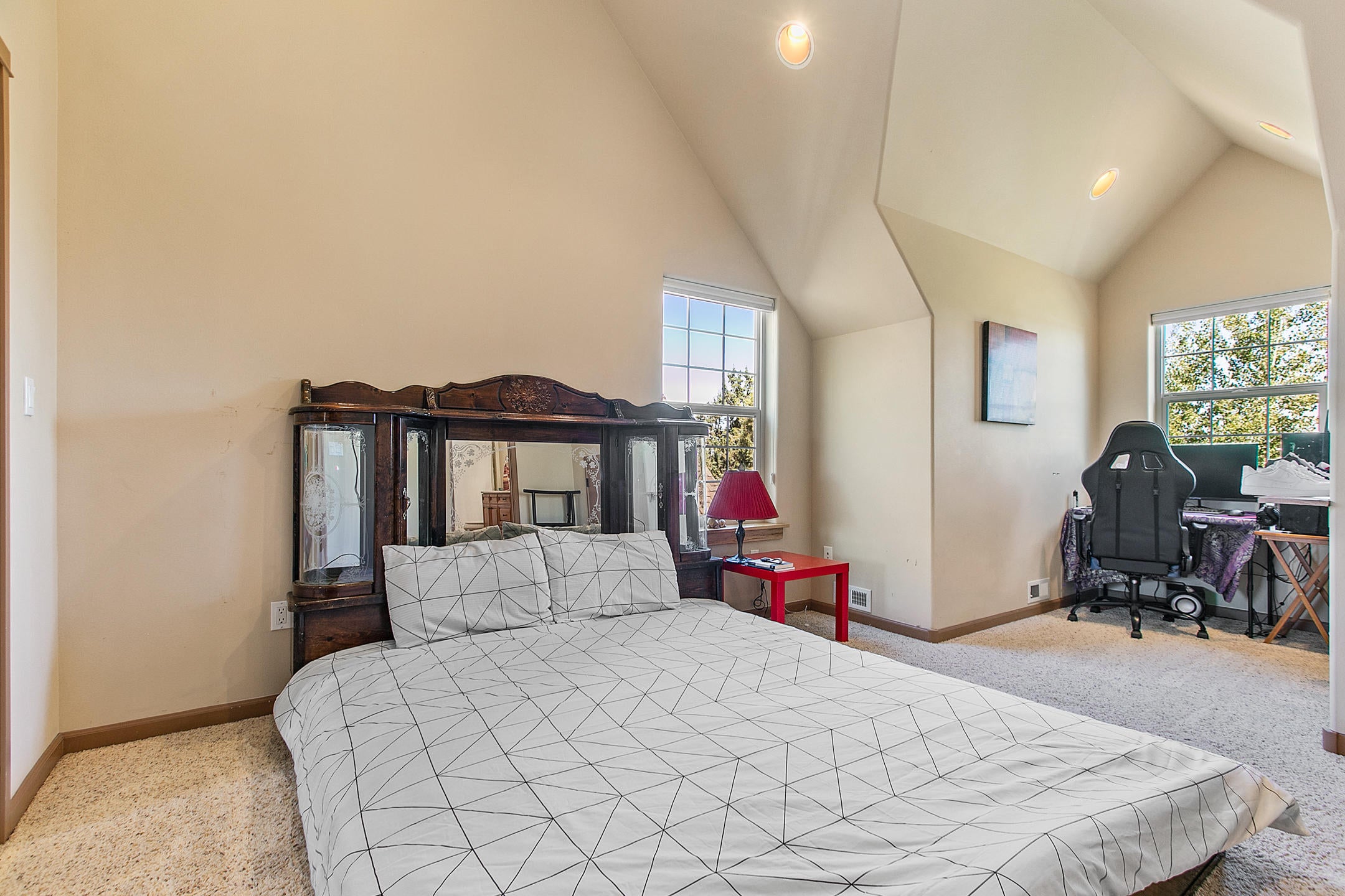 22515 Bear Creek Road Bend, OR 97701 - Photo 26 of 29 2020_08_29_22515_bear_creek-51