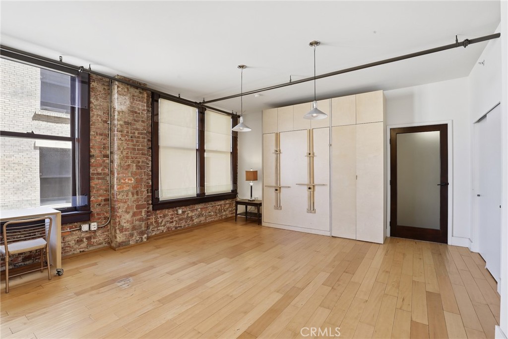460 South Spring Street, Unit 1008 Los Angeles, CA 90013 - Photo 16 of 27