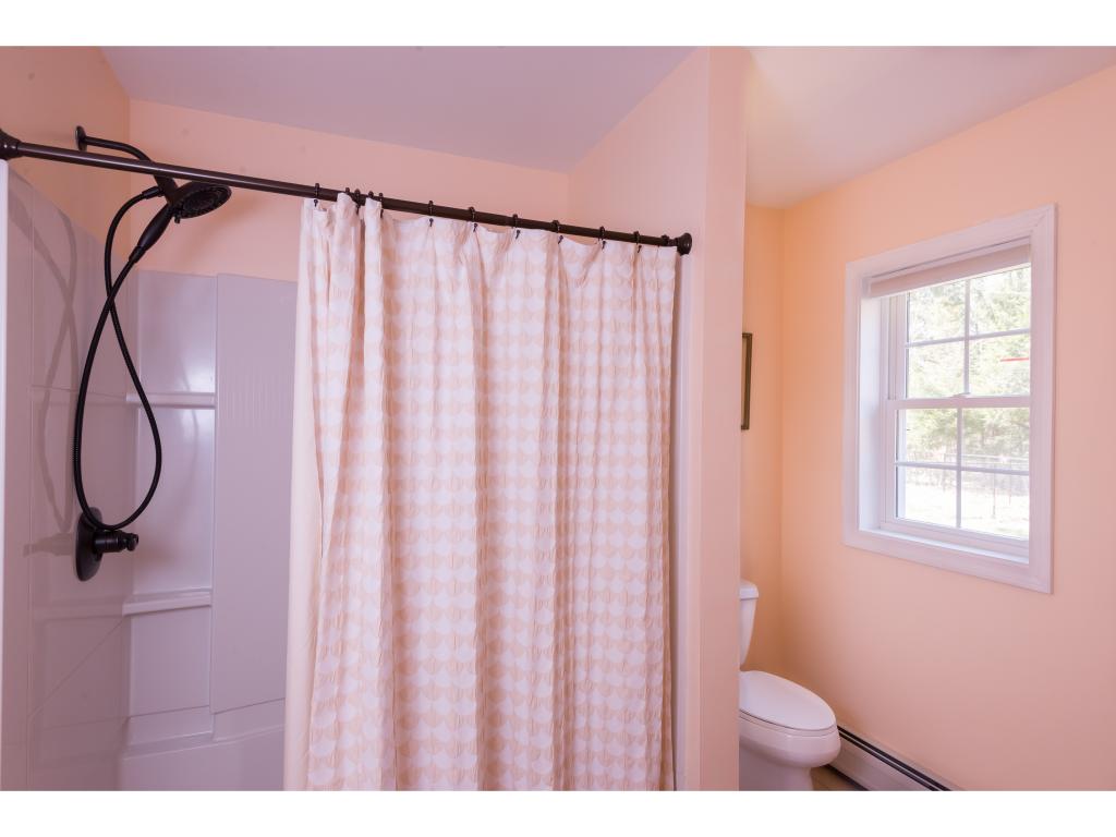 38 Collins Circle Rochester, NH 03867 - Photo 26 of 34
