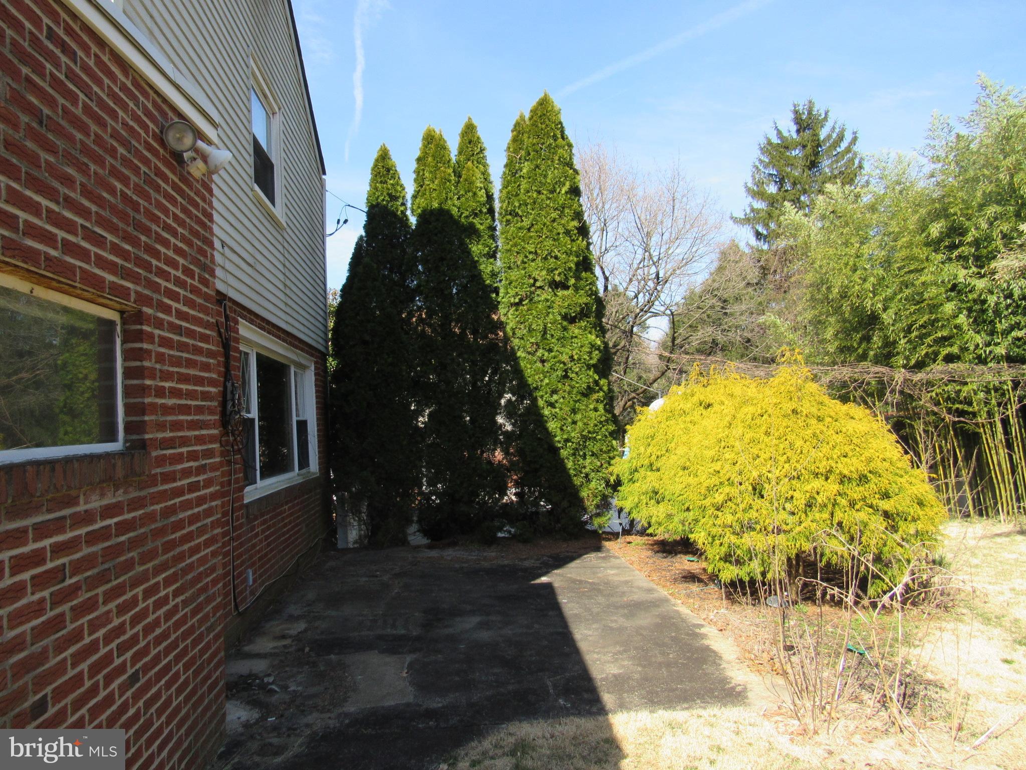 147 Kingston Road Cheltenham, PA 19012 - Photo 3 of 24