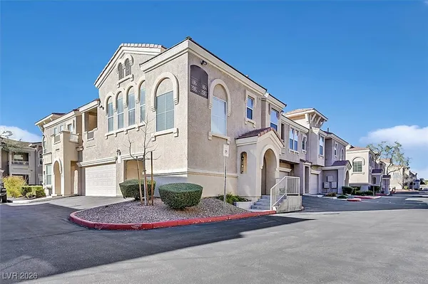 $298,000 | 10550 West Alexander Road, Unit 2065, Las Vegas, NV 89129