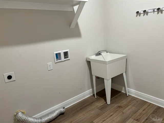 $3,000 | 4084 Blue Hillside Lane, Milton, FL 32583