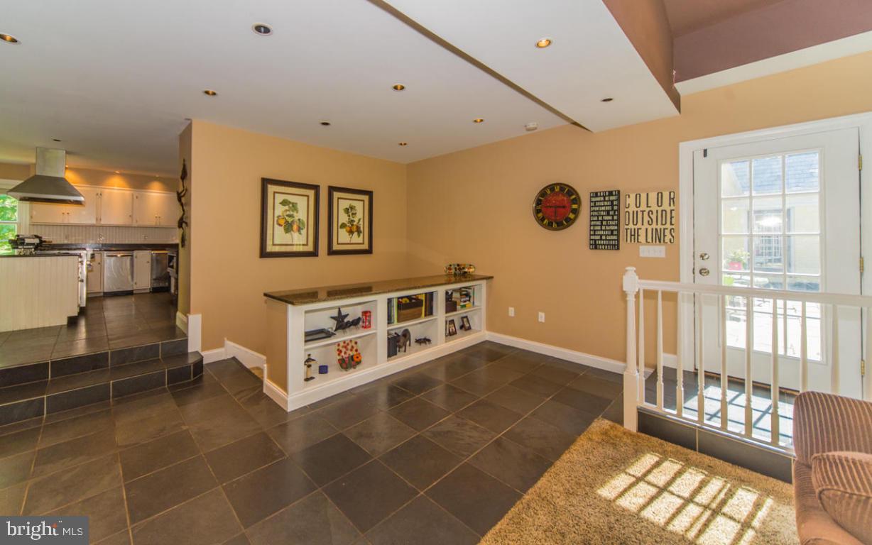 1420 Ridge Road Lancaster, PA 17603 - Photo 5 of 25 Gallery Image 5
