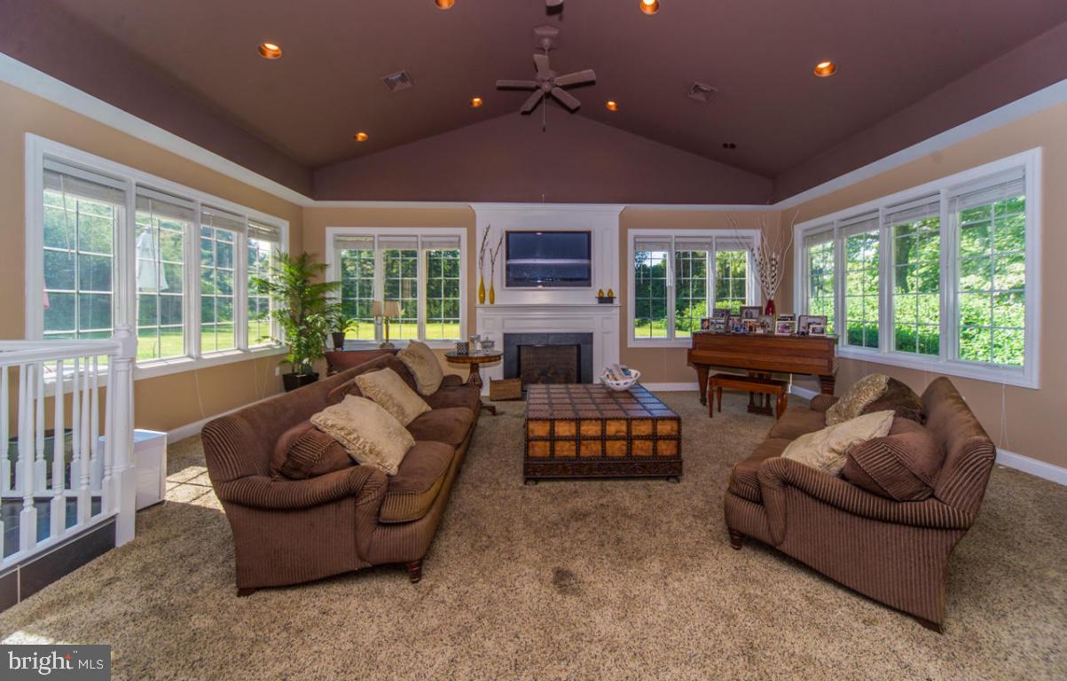 1420 Ridge Road Lancaster, PA 17603 - Photo 6 of 25 Gallery Image 6