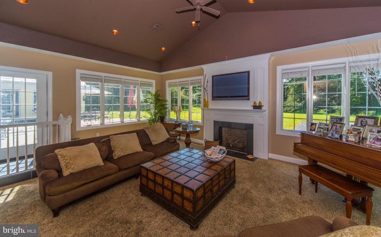 1420 Ridge Road Lancaster, PA 17603 - Photo 8 of 25 Gallery Image 8