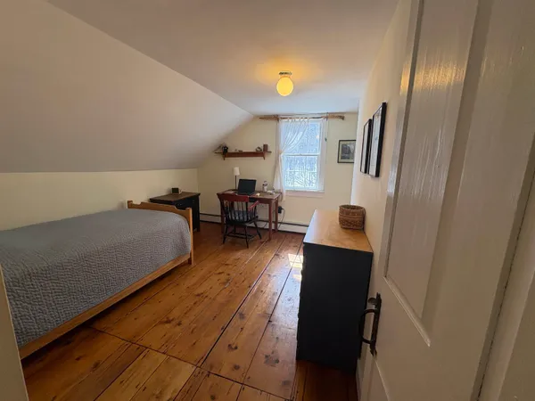 $429,000 | 27 Sunset Lane, Brookfield, VT 05036