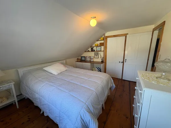 $429,000 | 27 Sunset Lane, Brookfield, VT 05036