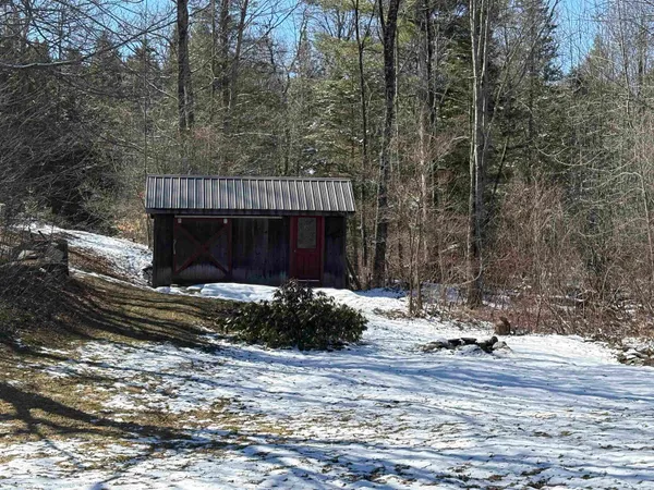 $429,000 | 27 Sunset Lane, Brookfield, VT 05036
