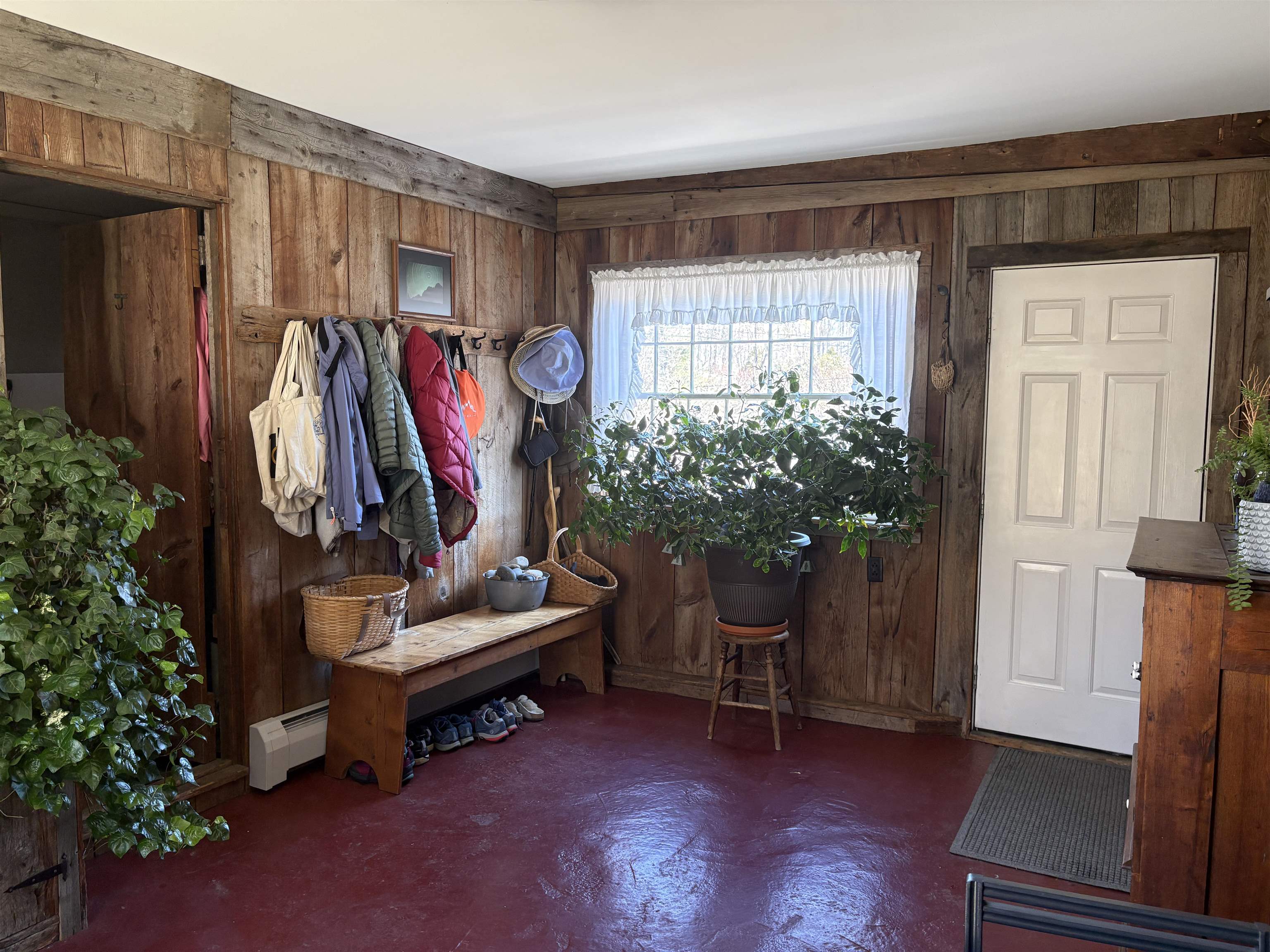 27 Sunset Lane Brookfield, VT 05036 - Photo 37 of 60