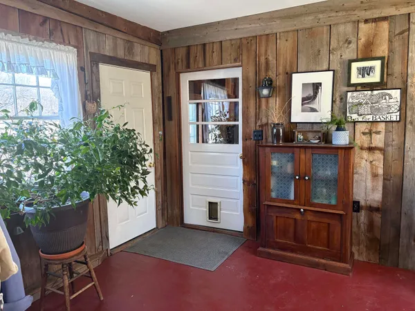 $429,000 | 27 Sunset Lane, Brookfield, VT 05036