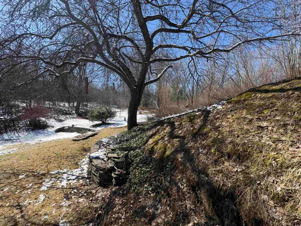 $429,000 | 27 Sunset Lane, Brookfield, VT 05036