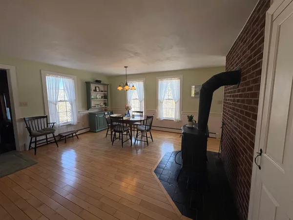 $429,000 | 27 Sunset Lane, Brookfield, VT 05036