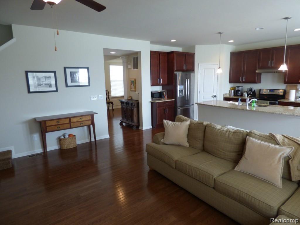 1842 Steeple Chase Road Canton, MI 48188 - Photo 18 of 47 P1230107.jpg