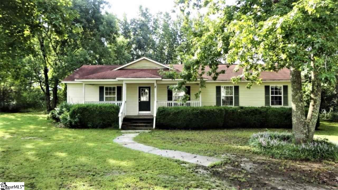 8 Bob Gray Road Gray Court, SC 29645 - Photo 1 of 19