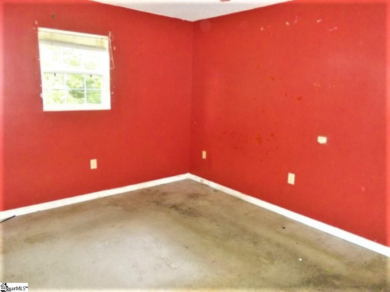 8 Bob Gray Road Gray Court, SC 29645 - Photo 10 of 19