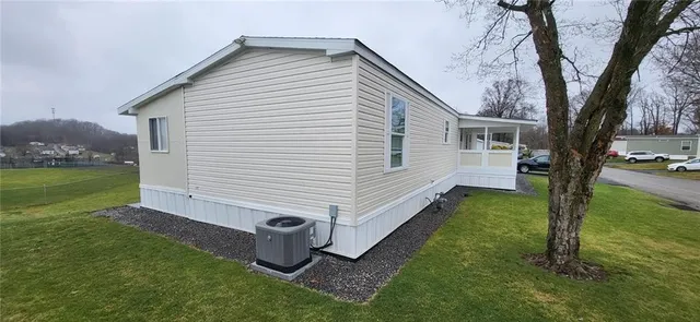 $84,900 | 76 Crestview Drive, Tarentum, PA 15084