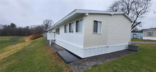 $84,900 | 76 Crestview Drive, Tarentum, PA 15084