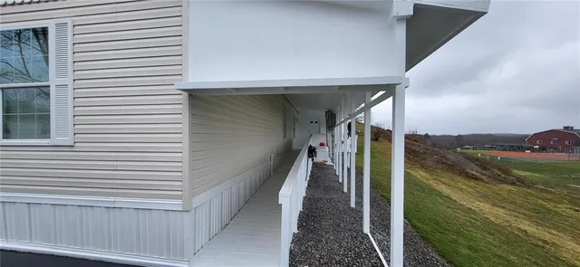 $84,900 | 76 Crestview Drive, Tarentum, PA 15084