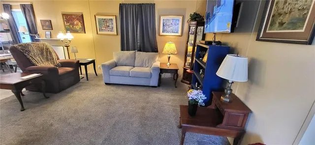 $84,900 | 76 Crestview Drive, Tarentum, PA 15084