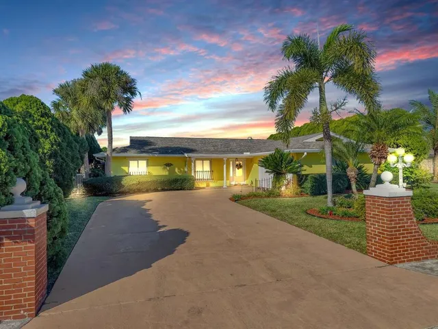 $630,000 | 6508 Solitaire Palm Way, Apollo Beach, FL 33572